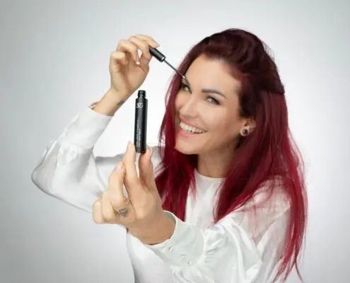 Landingpage für das Lashserum von Sara Pavo Cosmetics