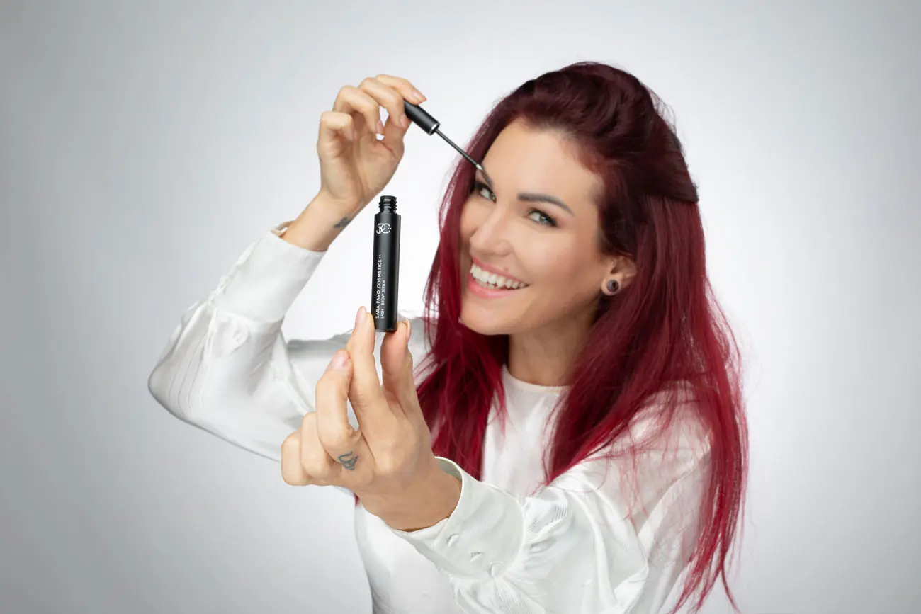 Landingpage für das Lashserum von Sara Pavo Cosmetics